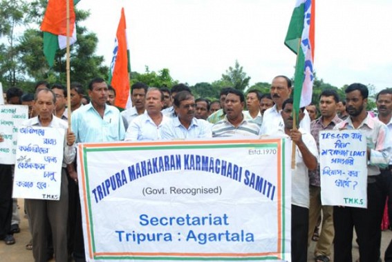 Efforts to make Party controlled Secretariat Service? State govt likely to keep Secretariat staff out of Services Cadre 